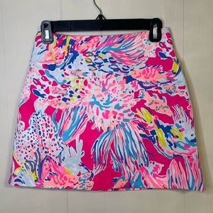 Lilly Pulitzer flattering pink patterned skort